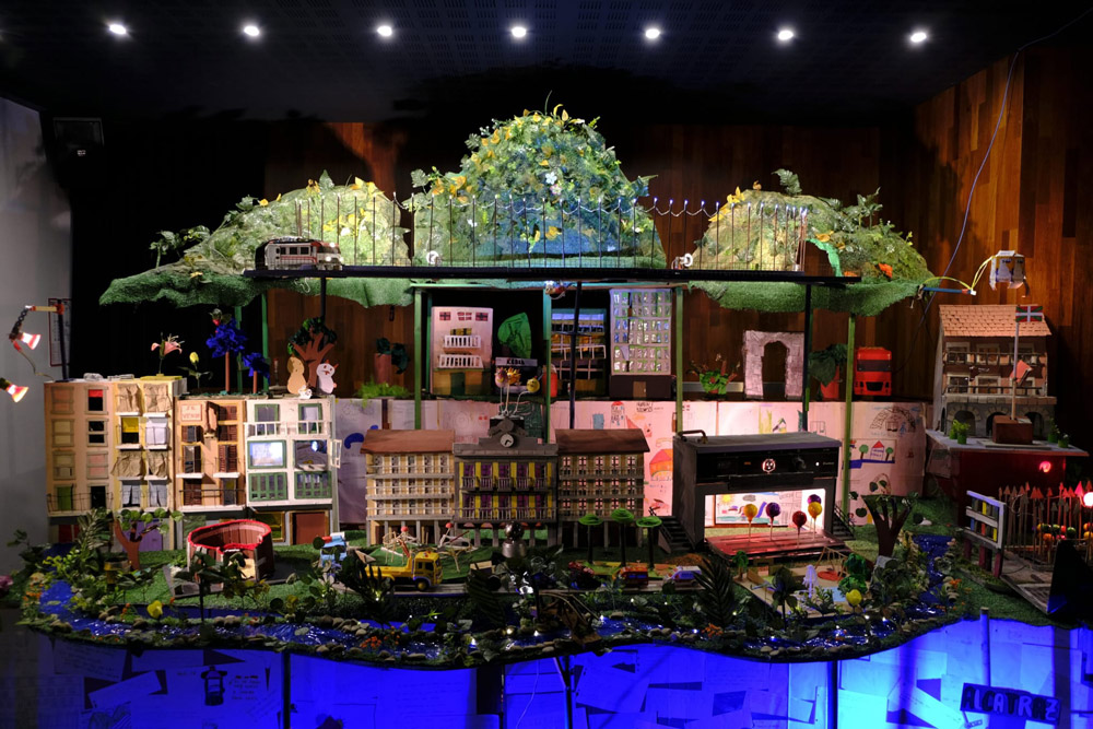 Ciudad de las Luces en Titiriguada 2023Festival Internacional de títeres y artes vivas de Guadalajara